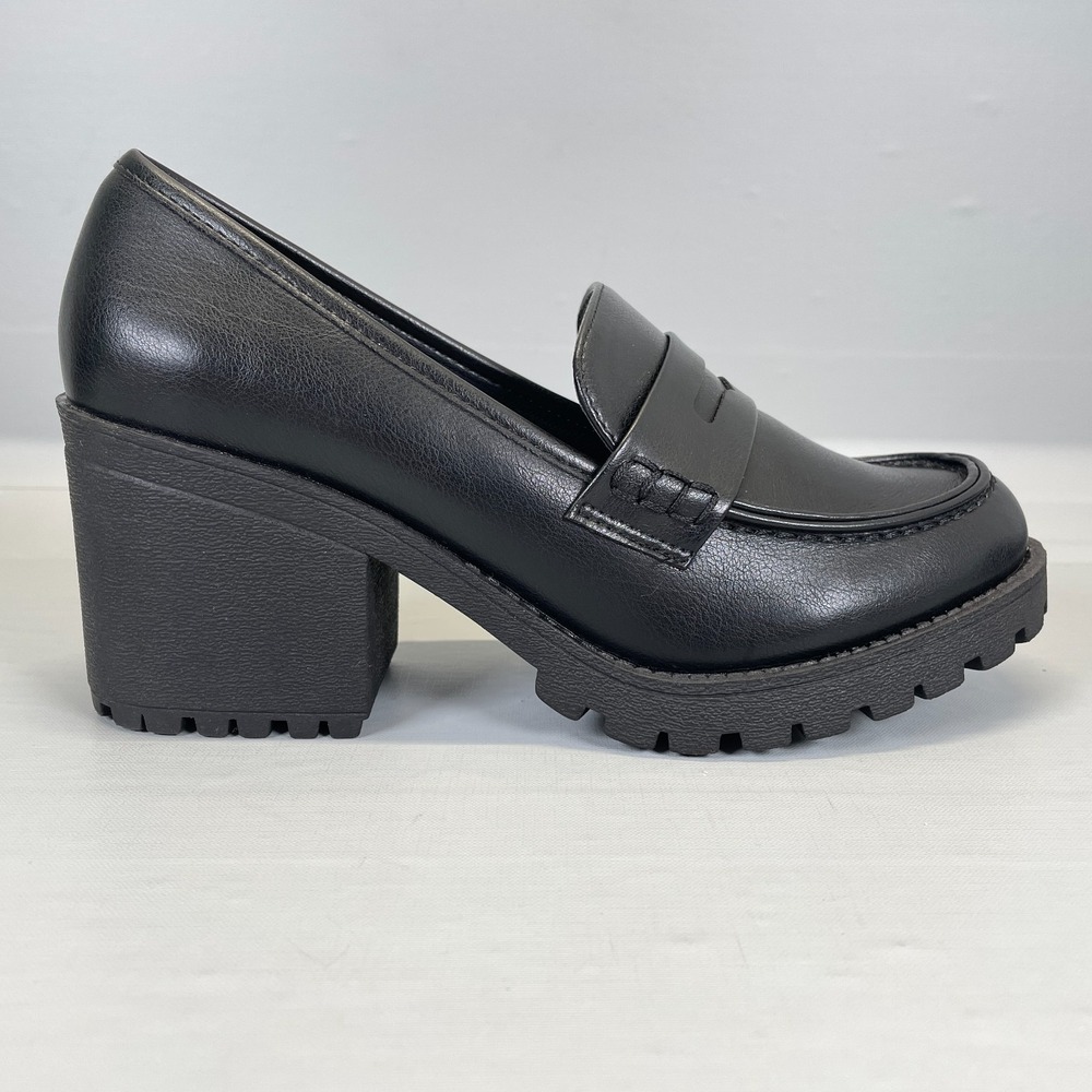 Soda Chunky Heel Lug Sole Penny Loafer Shoes Womens Size 8M Black Slip On Casual
